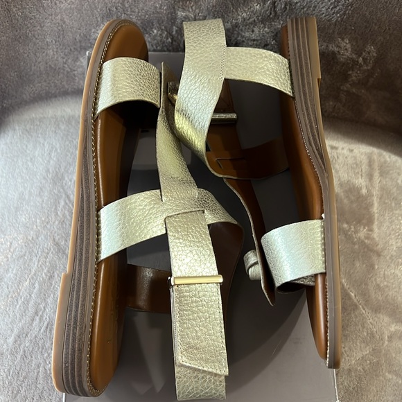 New Franco Sarto L GLENNI, GOLD LE Sandals - Picture 2 of 12
